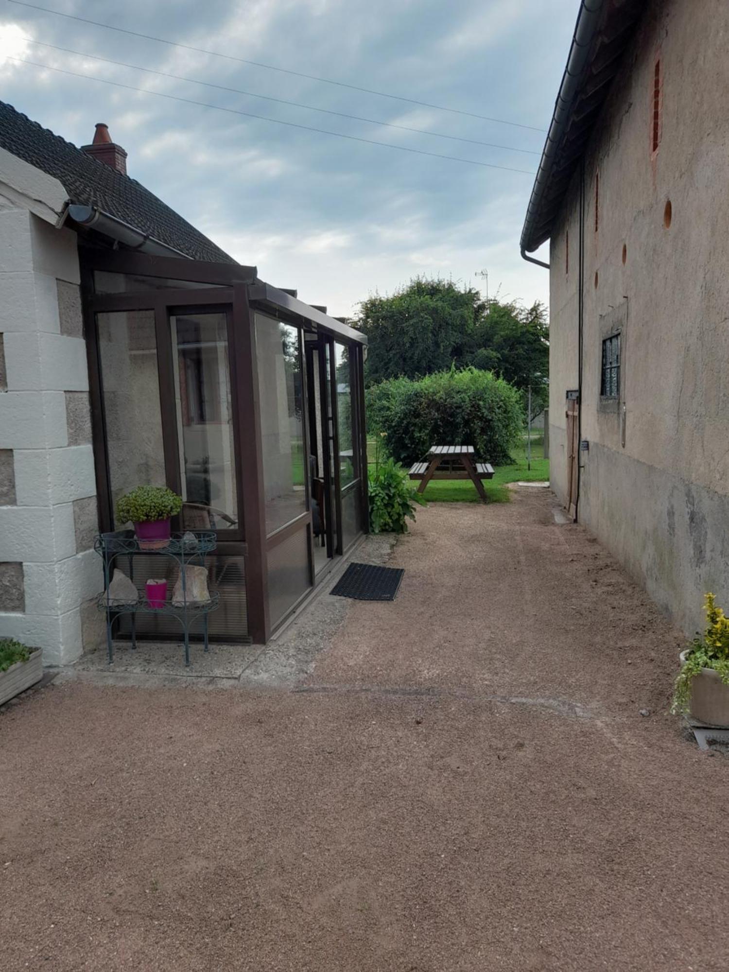 Maison Proche Le Pal 4Kms Thiel-sur-Acolin Exterior foto